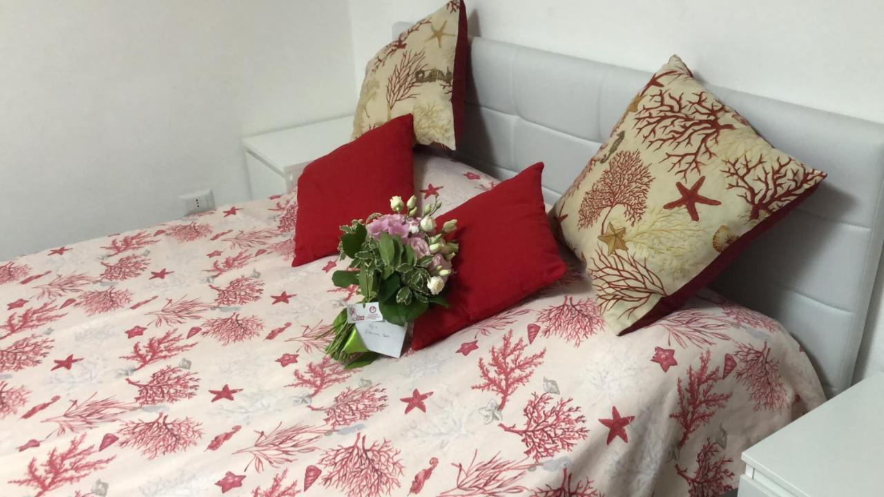 Arenada Private Rooms And Apartment Sud كالياري المظهر الخارجي الصورة