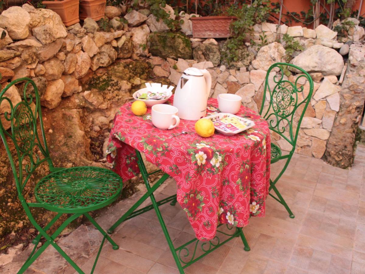 Arenada Private Rooms And Apartment Sud كالياري المظهر الخارجي الصورة
